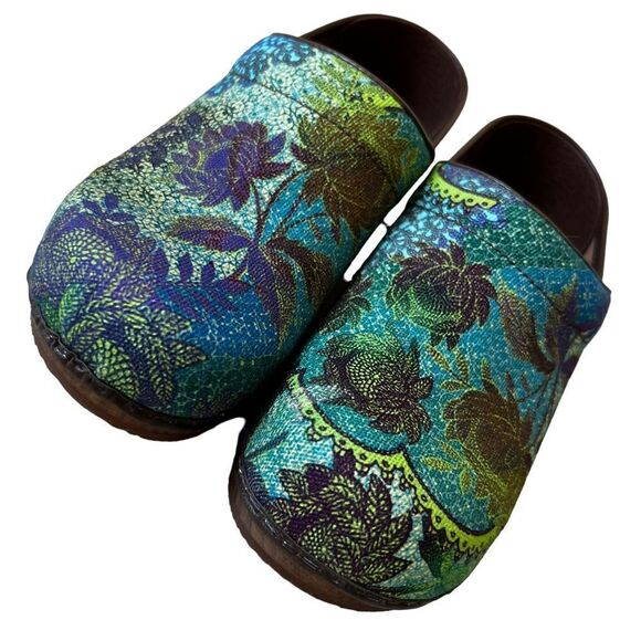 Sanita Pro Nuna Clogs Ethnic Print Multi Color - Picture 3 of 15